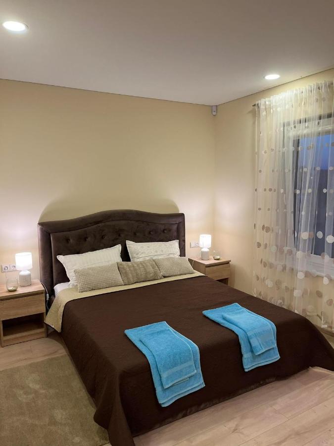 Liux Apartamentai Каунас Экстерьер фото